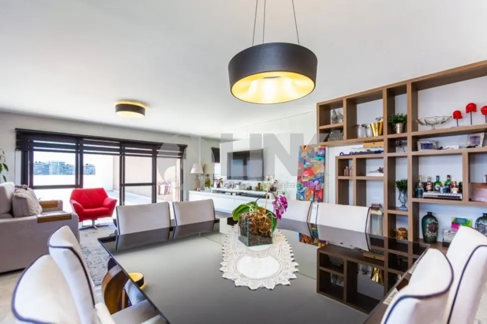 Foto 4 de Apartamento com 3 quartos à venda, 385m2 em Chácara das Pedras, Porto Alegre - RS