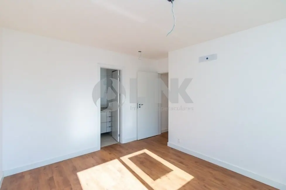 Foto 5 de Apartamento com 2 quartos à venda, 63m2 em Santana, Porto Alegre - RS