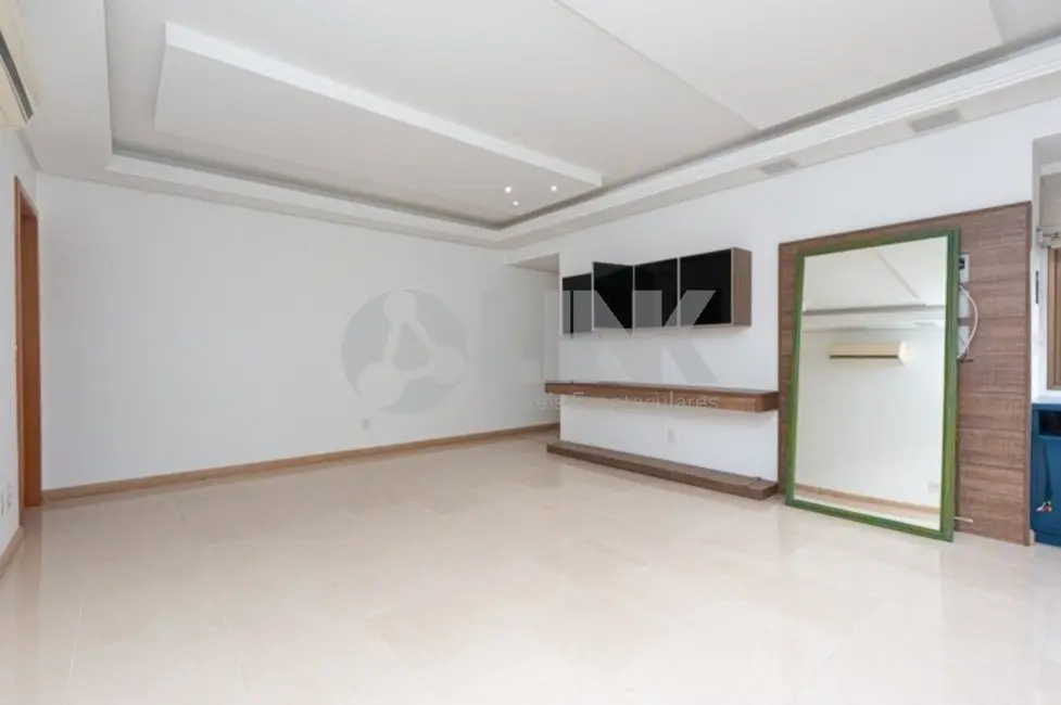 Foto 3 de Apartamento com 2 quartos à venda, 103m2 em Mont Serrat, Porto Alegre - RS