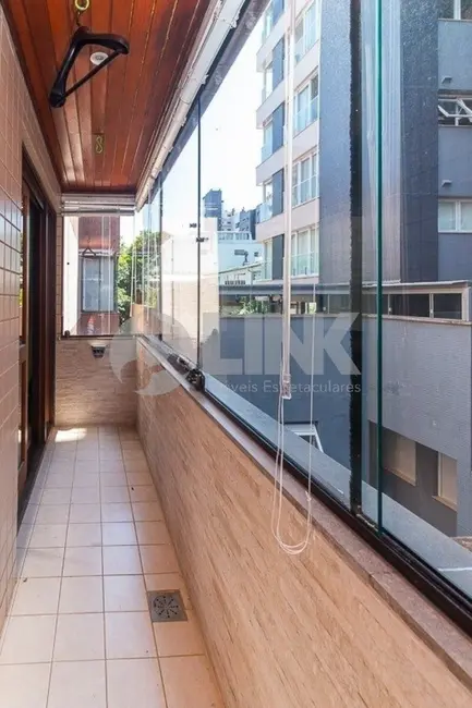 Foto 6 de Apartamento com 3 quartos à venda, 113m2 em Petrópolis, Porto Alegre - RS