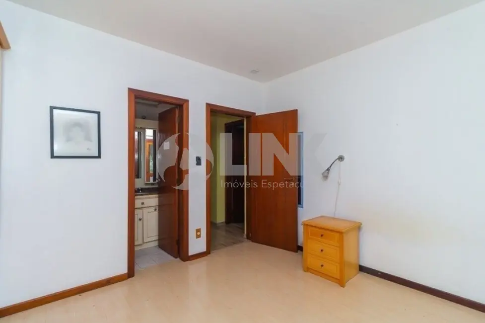 Foto 9 de Apartamento com 3 quartos à venda, 113m2 em Petrópolis, Porto Alegre - RS