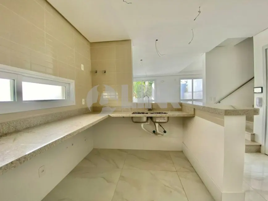 Foto 8 de Casa de Condomínio com 3 quartos à venda, 154m2 em Vila Assunção, Porto Alegre - RS