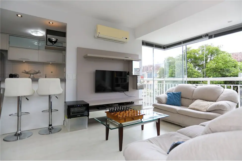 Foto 3 de Apartamento com 2 quartos à venda, 69m2 em Jardim Lindóia, Porto Alegre - RS