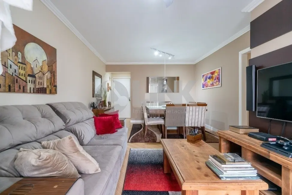 Foto 2 de Apartamento com 3 quartos à venda, 95m2 em Passo da Areia, Porto Alegre - RS