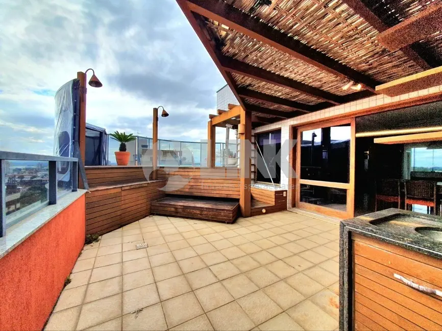 Apartamento com 3 quartos à venda, 312m2 em Jardim Itu, Porto Alegre - RS - imagem 6 Foto 6 de Apartamento com 3 quartos à venda, 312m2 em Jardim Itu, Porto Alegre - RS