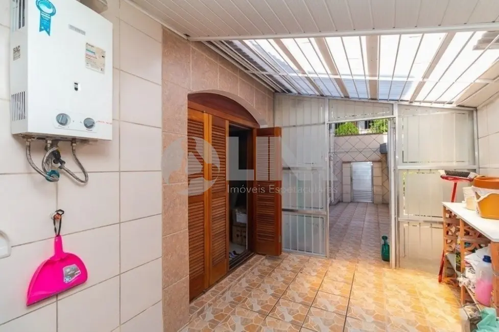 Apartamento com 2 quartos à venda, 76m2 em Menino Deus, Porto Alegre - RS - imagem 9 Foto 9 de Apartamento com 2 quartos à venda, 76m2 em Menino Deus, Porto Alegre - RS