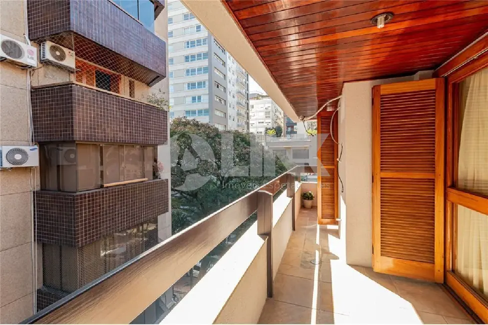 Foto 2 de Apartamento com 3 quartos à venda, 227m2 em Bela Vista, Porto Alegre - RS