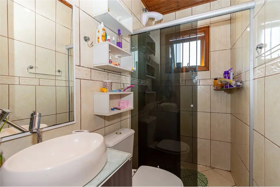 Casa com 2 quartos à venda, 90m2 em Olaria, Canoas - RS - imagem 4 Foto 4 de Casa com 2 quartos à venda, 90m2 em Olaria, Canoas - RS