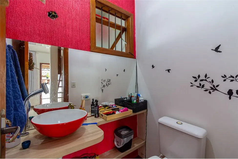 Casa com 2 quartos à venda, 90m2 em Olaria, Canoas - RS - imagem 6 Foto 6 de Casa com 2 quartos à venda, 90m2 em Olaria, Canoas - RS