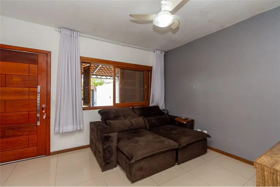 Casa com 2 quartos à venda, 90m2 em Olaria, Canoas - RS - imagem 7 Foto 7 de Casa com 2 quartos à venda, 90m2 em Olaria, Canoas - RS