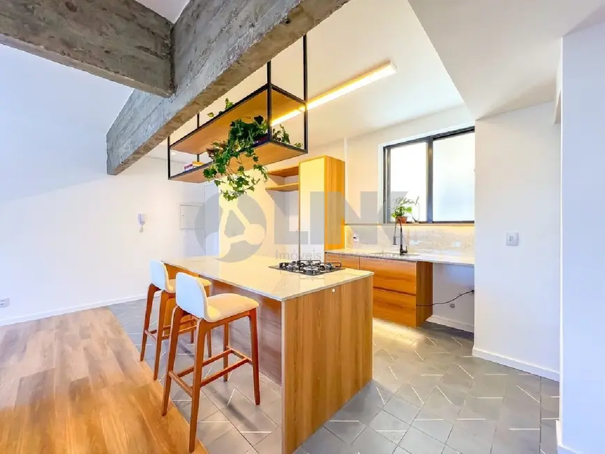 Apartamento com 2 quartos à venda, 100m2 em Moinhos de Vento, Porto Alegre - RS - imagem 6 Foto 6 de Apartamento com 2 quartos à venda, 100m2 em Moinhos de Vento, Porto Alegre - RS