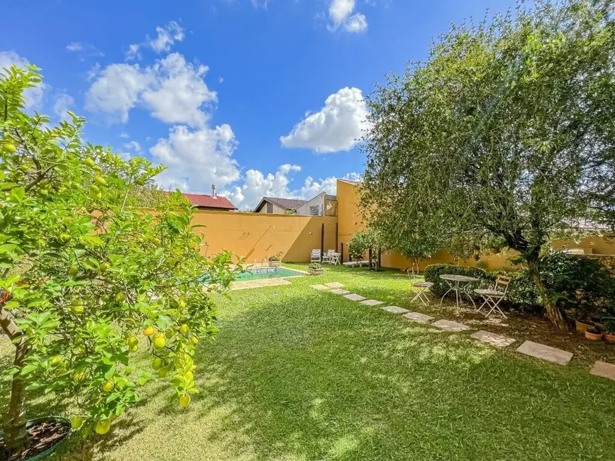 Foto 9 de Casa com 4 quartos à venda, 362m2 em Chácara das Pedras, Porto Alegre - RS