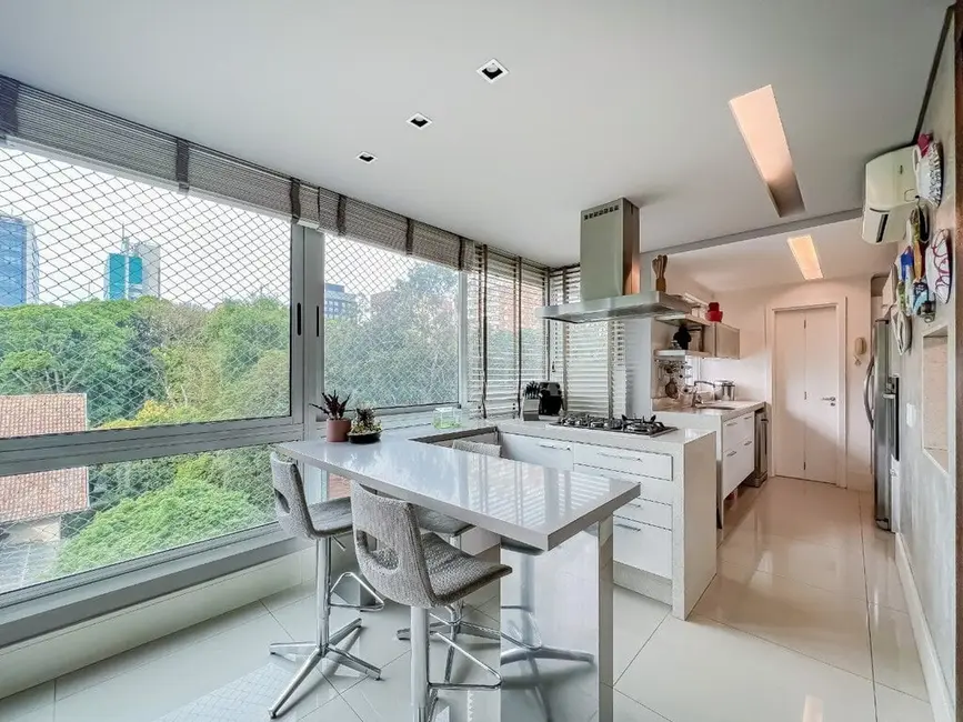 Foto 6 de Apartamento com 2 quartos à venda, 122m2 em Auxiliadora, Porto Alegre - RS