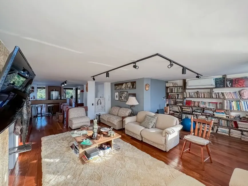 Foto 4 de Apartamento com 3 quartos à venda, 323m2 em Moinhos de Vento, Porto Alegre - RS