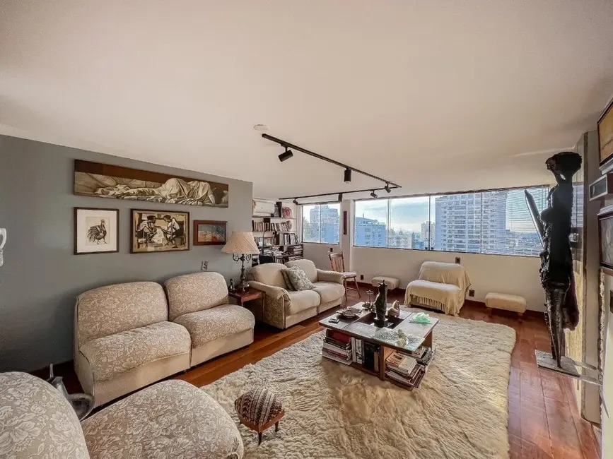 Foto 3 de Apartamento com 3 quartos à venda, 323m2 em Moinhos de Vento, Porto Alegre - RS