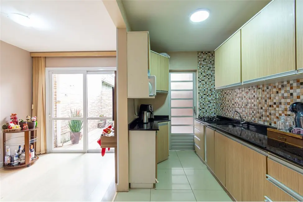 Foto 2 de Casa de Condomínio com 3 quartos à venda, 138m2 em Olaria, Canoas - RS