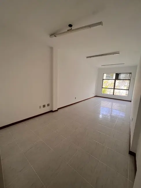 Foto 7 de Sala Comercial à venda, 40m2 em Petrópolis, Porto Alegre - RS