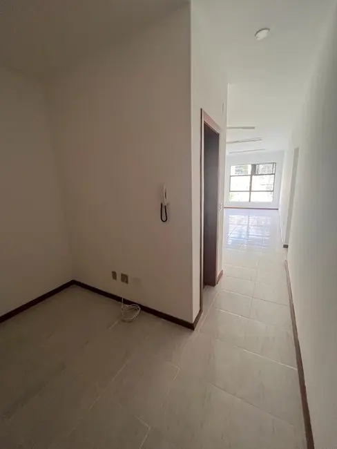 Foto 6 de Sala Comercial à venda, 40m2 em Petrópolis, Porto Alegre - RS