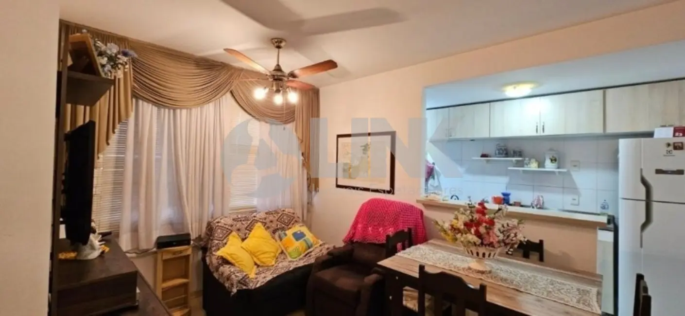 Apartamento com 3 quartos à venda, 66m2 em Vila Ipiranga, Porto Alegre - RS - imagem 3 Foto 3 de Apartamento com 3 quartos à venda, 66m2 em Vila Ipiranga, Porto Alegre - RS