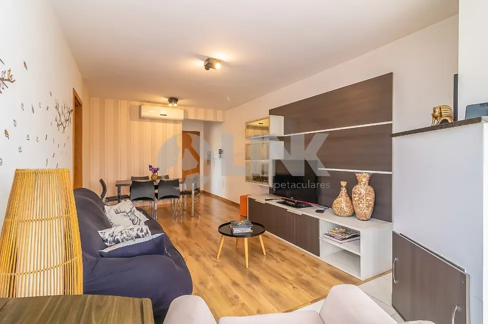 Apartamento com 2 quartos à venda, 73m2 em Petrópolis, Porto Alegre - RS - imagem 6 Foto 6 de Apartamento com 2 quartos à venda, 73m2 em Petrópolis, Porto Alegre - RS