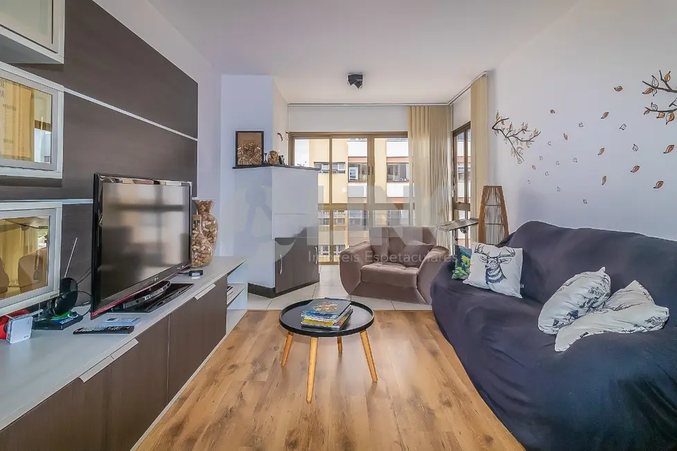 Apartamento com 2 quartos à venda, 73m2 em Petrópolis, Porto Alegre - RS - imagem 3 Foto 3 de Apartamento com 2 quartos à venda, 73m2 em Petrópolis, Porto Alegre - RS