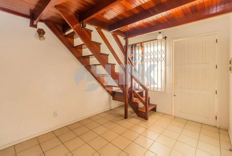 Foto 3 de Casa de Condomínio com 3 quartos à venda, 68m2 em Jardim Leopoldina, Porto Alegre - RS