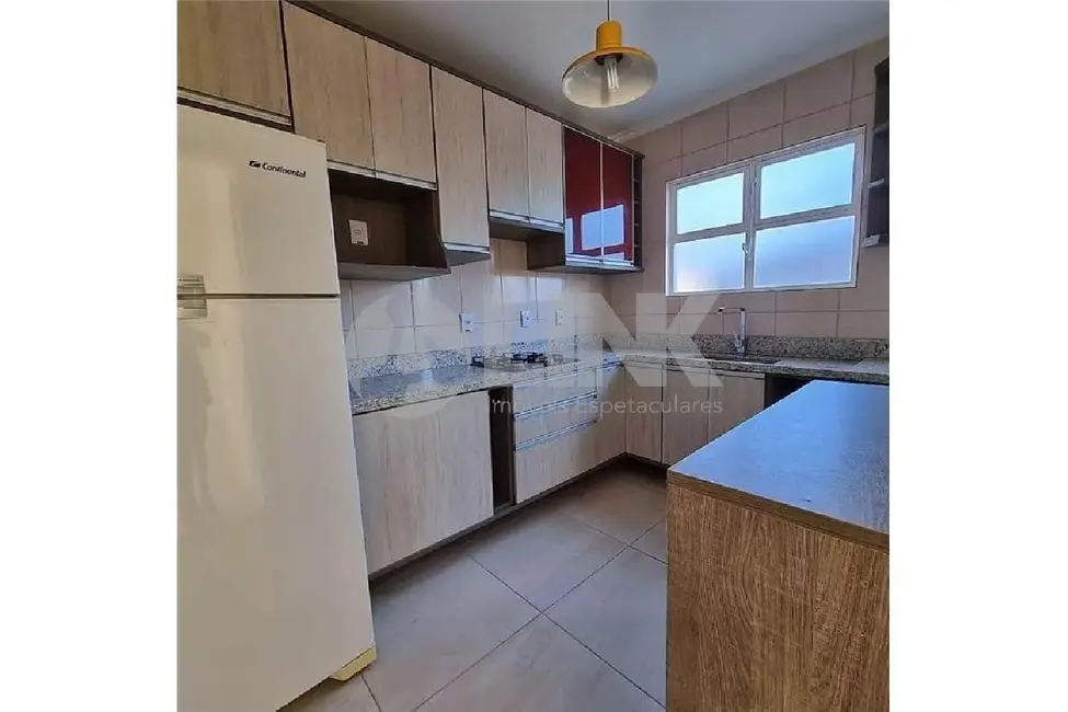 Apartamento com 3 quartos à venda, 120m2 em Moinhos de Vento, Porto Alegre - RS - imagem 5 Foto 5 de Apartamento com 3 quartos à venda, 120m2 em Moinhos de Vento, Porto Alegre - RS