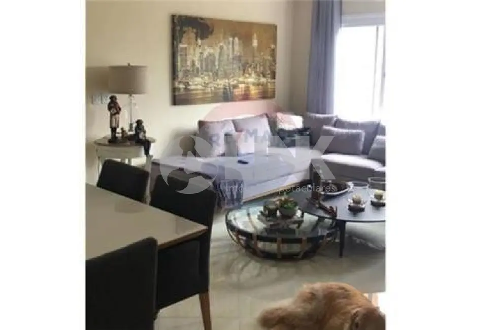 Apartamento com 3 quartos à venda, 120m2 em Moinhos de Vento, Porto Alegre - RS - imagem 3 Foto 3 de Apartamento com 3 quartos à venda, 120m2 em Moinhos de Vento, Porto Alegre - RS