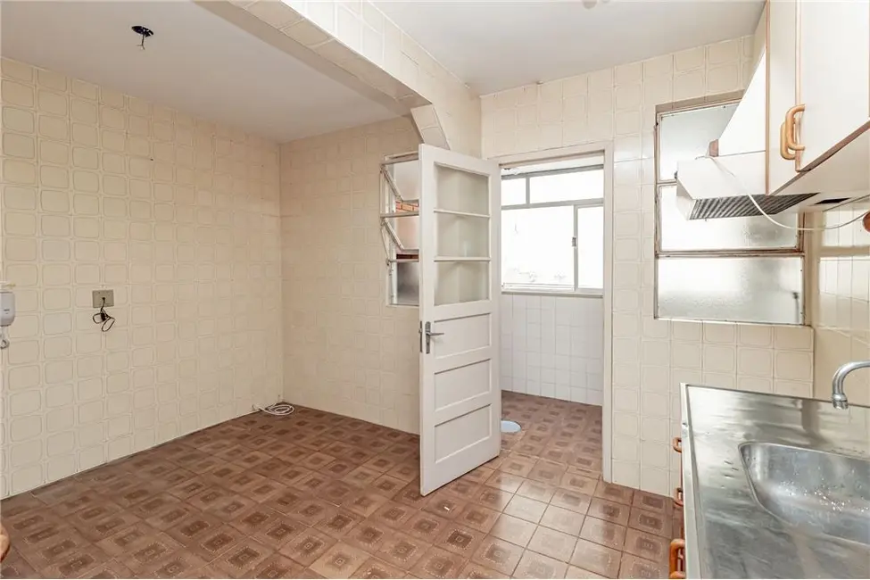 Foto 3 de Apartamento com 3 quartos à venda, 106m2 em Auxiliadora, Porto Alegre - RS