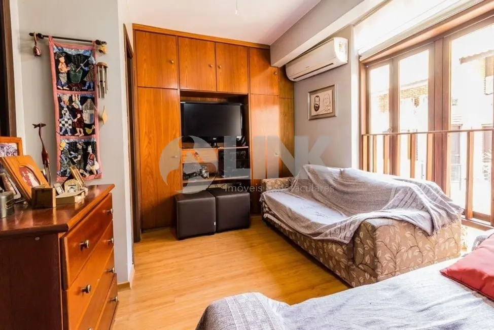 Casa de Condomínio com 4 quartos à venda, 199m2 em Boa Vista, Porto Alegre - RS - imagem 9 Foto 9 de Casa de Condomínio com 4 quartos à venda, 199m2 em Boa Vista, Porto Alegre - RS