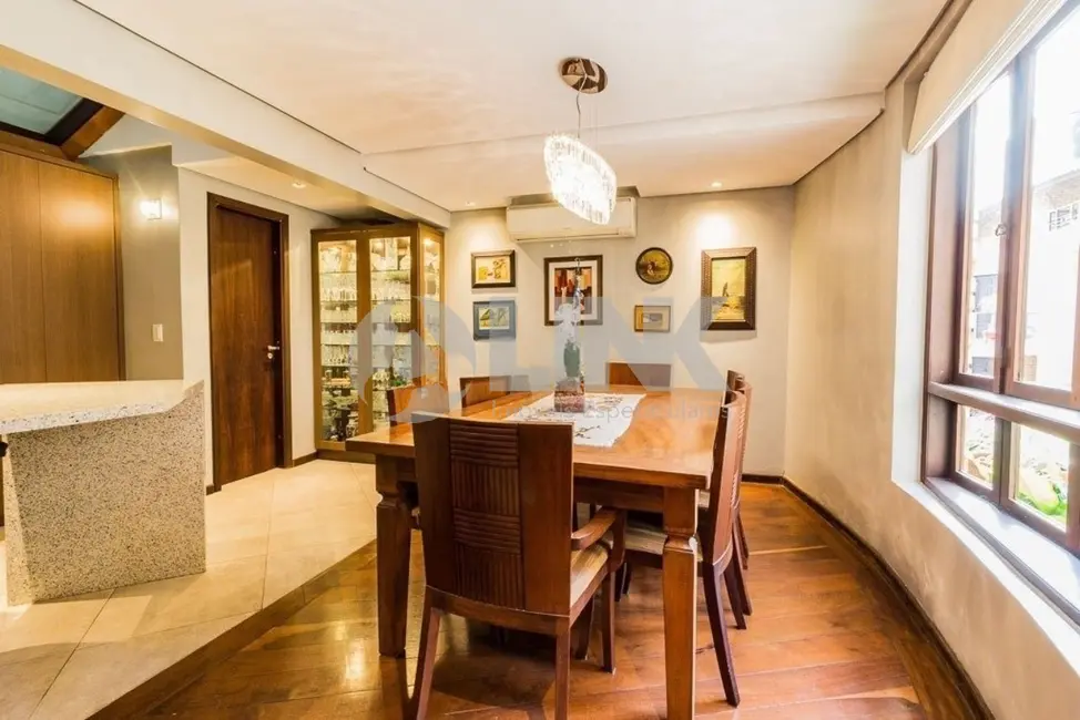 Casa de Condomínio com 4 quartos à venda, 199m2 em Boa Vista, Porto Alegre - RS - imagem 5 Foto 5 de Casa de Condomínio com 4 quartos à venda, 199m2 em Boa Vista, Porto Alegre - RS