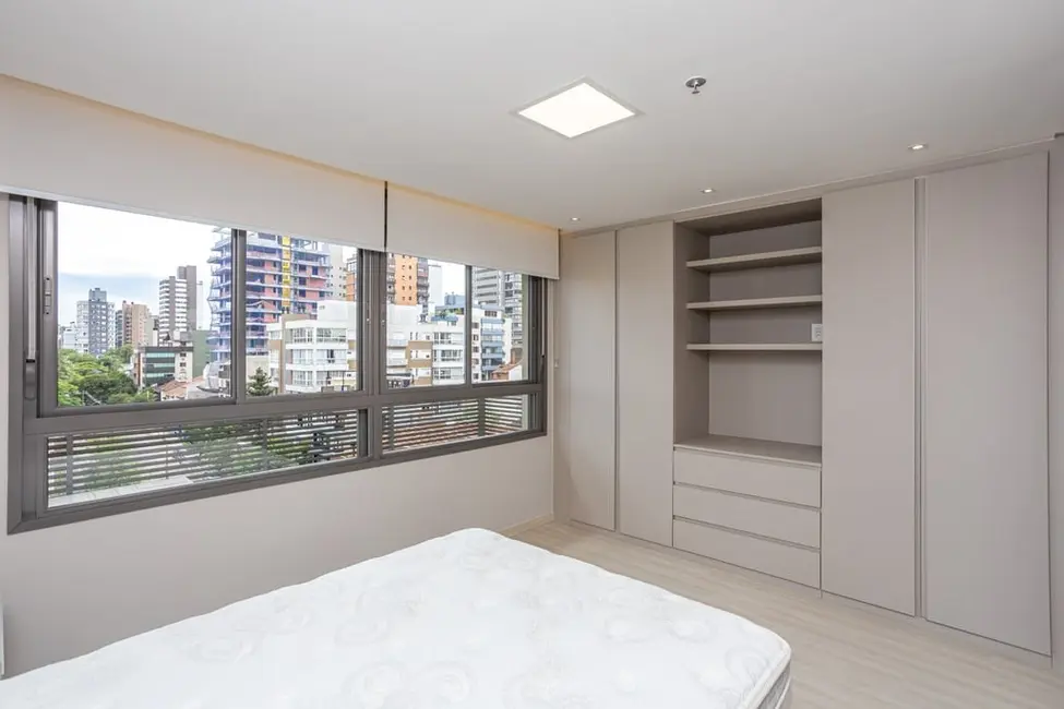 Apartamento com 1 quarto à venda, 43m2 em Petrópolis, Porto Alegre - RS - imagem 9 Foto 9 de Apartamento com 1 quarto à venda, 43m2 em Petrópolis, Porto Alegre - RS