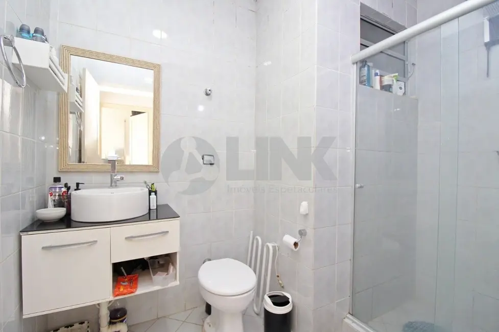 Apartamento com 2 quartos à venda, 66m2 em Moinhos de Vento, Porto Alegre - RS - imagem 8 Foto 8 de Apartamento com 2 quartos à venda, 66m2 em Moinhos de Vento, Porto Alegre - RS