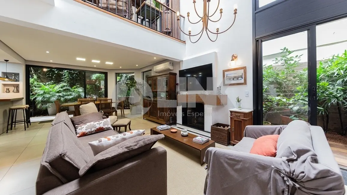 Foto 3 de Casa de Condomínio com 3 quartos à venda, 325m2 em Boa Vista, Porto Alegre - RS