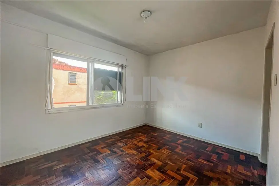 Foto 3 de Apartamento com 1 quarto à venda, 34m2 em Jardim Itu, Porto Alegre - RS