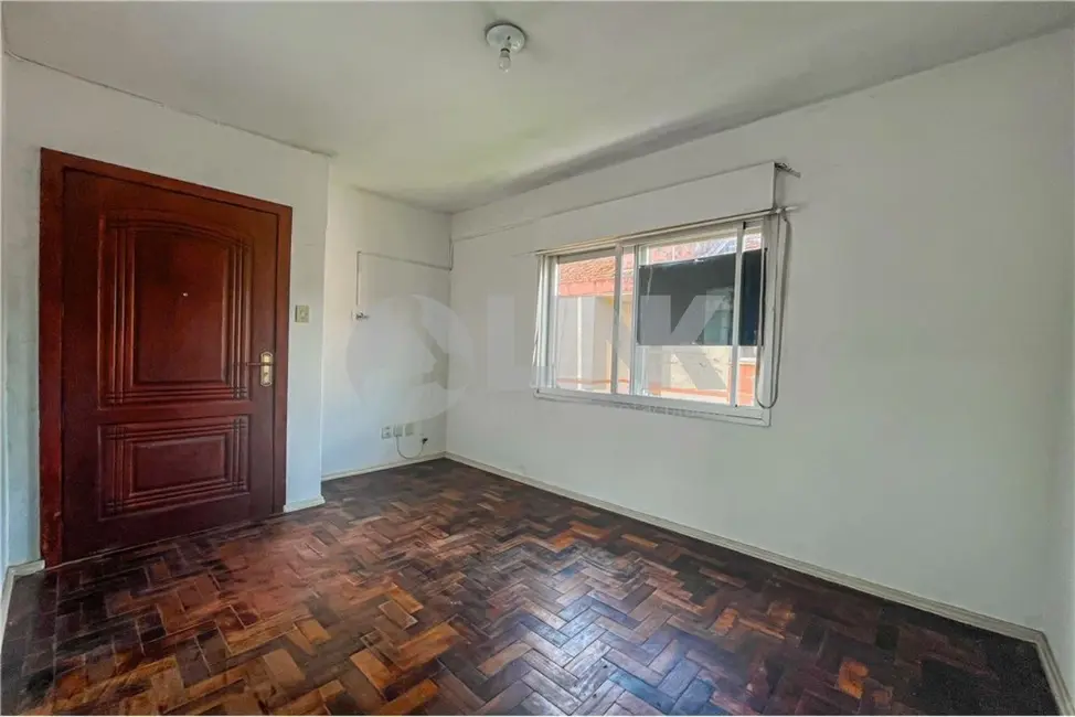 Foto 2 de Apartamento com 1 quarto à venda, 34m2 em Jardim Itu, Porto Alegre - RS