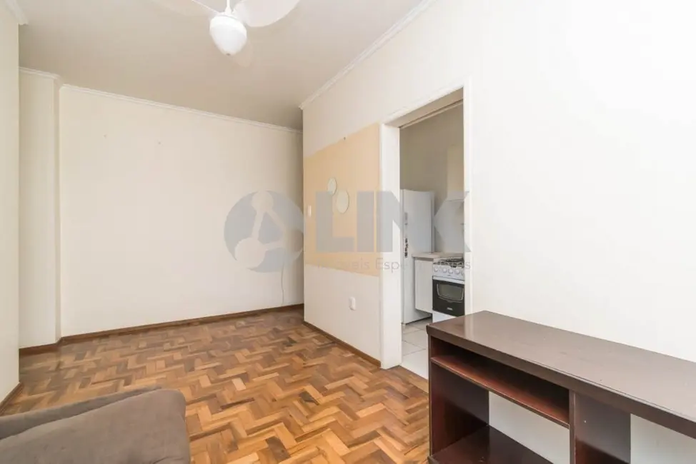 Apartamento com 2 quartos à venda, 70m2 em Moinhos de Vento, Porto Alegre - RS - imagem 3 Foto 3 de Apartamento com 2 quartos à venda, 70m2 em Moinhos de Vento, Porto Alegre - RS