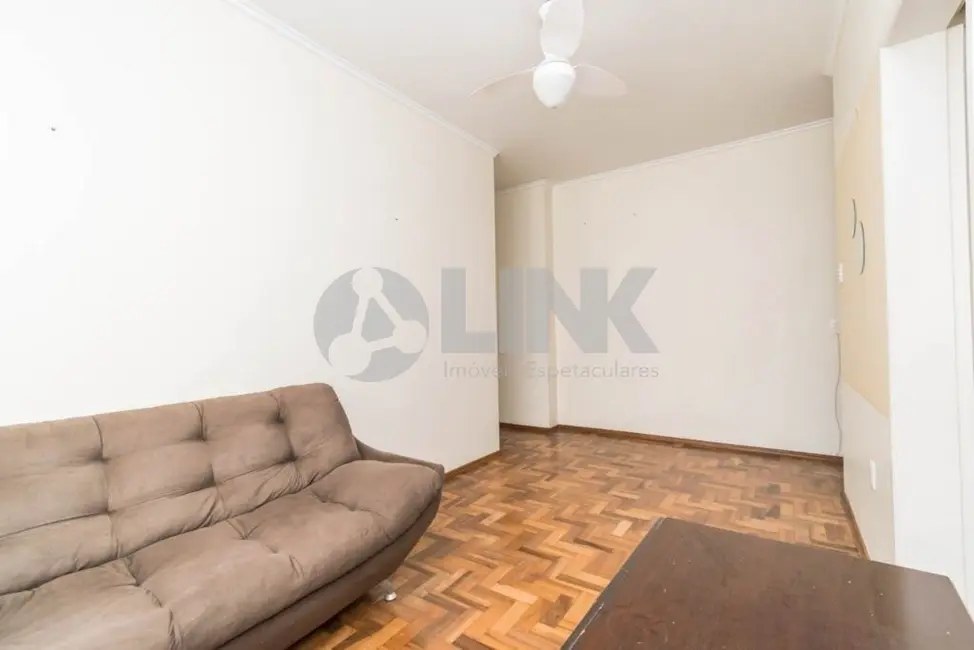 Apartamento com 2 quartos à venda, 70m2 em Moinhos de Vento, Porto Alegre - RS - imagem 4 Foto 4 de Apartamento com 2 quartos à venda, 70m2 em Moinhos de Vento, Porto Alegre - RS