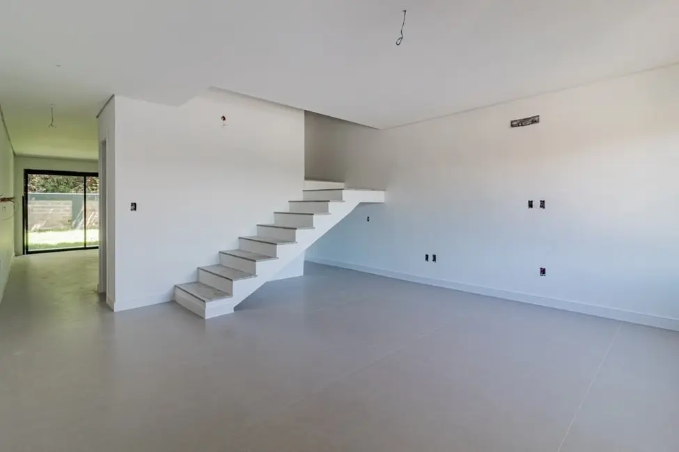 Foto 8 de Casa com 3 quartos à venda, 210m2 em Chácara das Pedras, Porto Alegre - RS