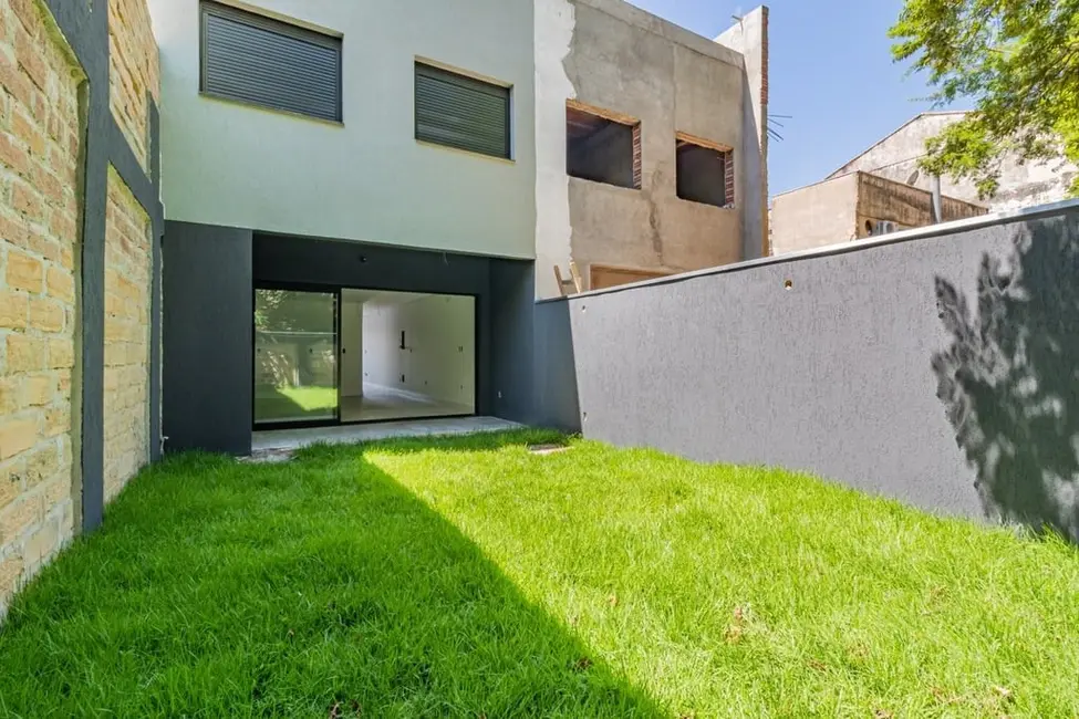 Foto 9 de Casa com 3 quartos à venda, 210m2 em Chácara das Pedras, Porto Alegre - RS