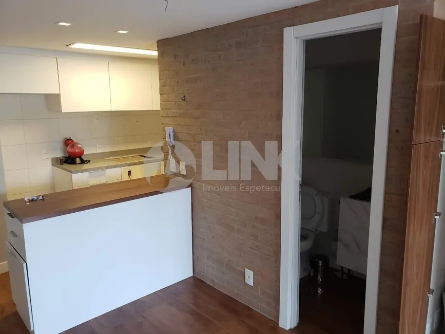 Apartamento com 1 quarto à venda, 80m2 em Centro Histórico, Porto Alegre - RS - imagem 6 Foto 6 de Apartamento com 1 quarto à venda, 80m2 em Centro Histórico, Porto Alegre - RS
