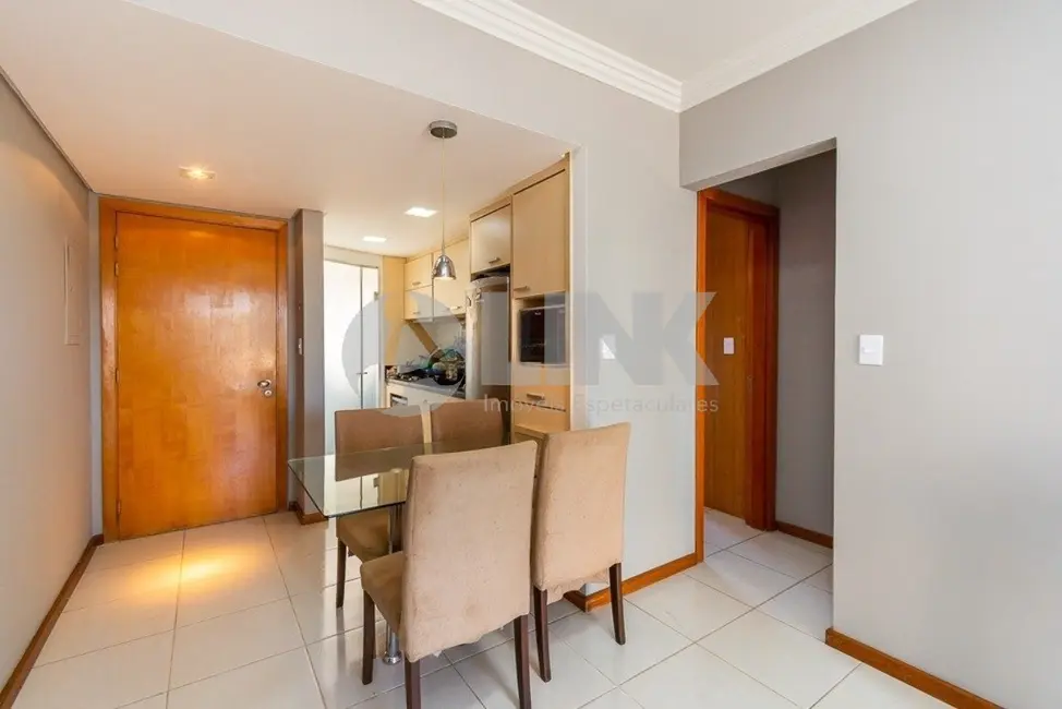 Foto 7 de Apartamento com 2 quartos à venda, 74m2 em Santana, Porto Alegre - RS