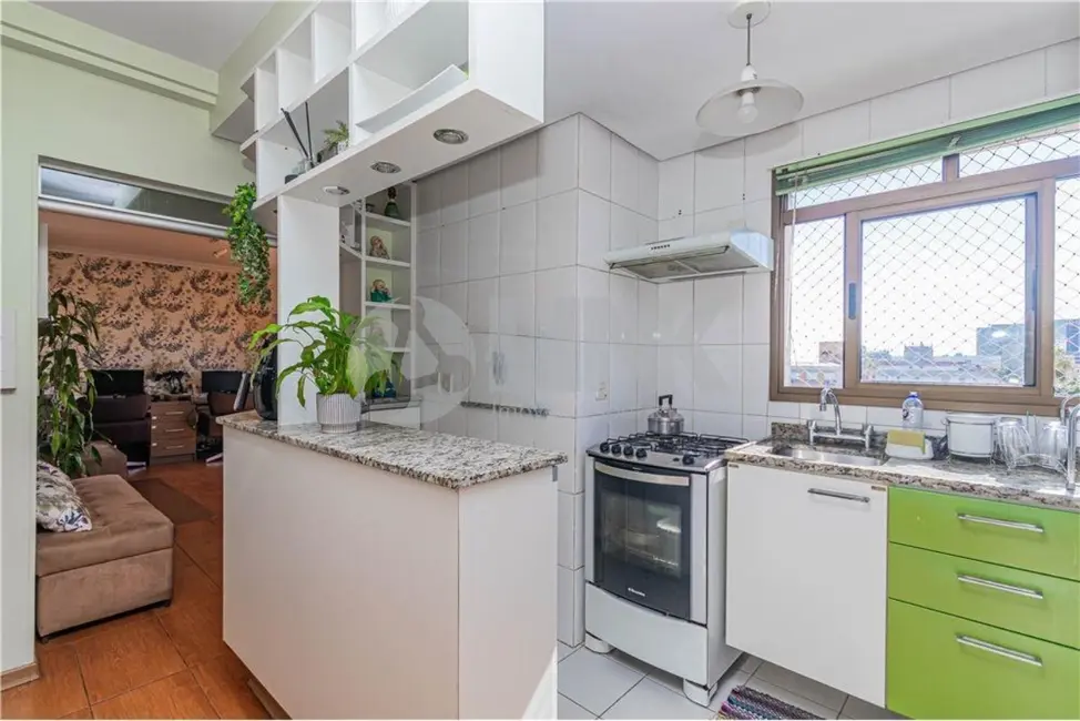Apartamento com 2 quartos à venda, 73m2 em Menino Deus, Porto Alegre - RS - imagem 5 Foto 5 de Apartamento com 2 quartos à venda, 73m2 em Menino Deus, Porto Alegre - RS