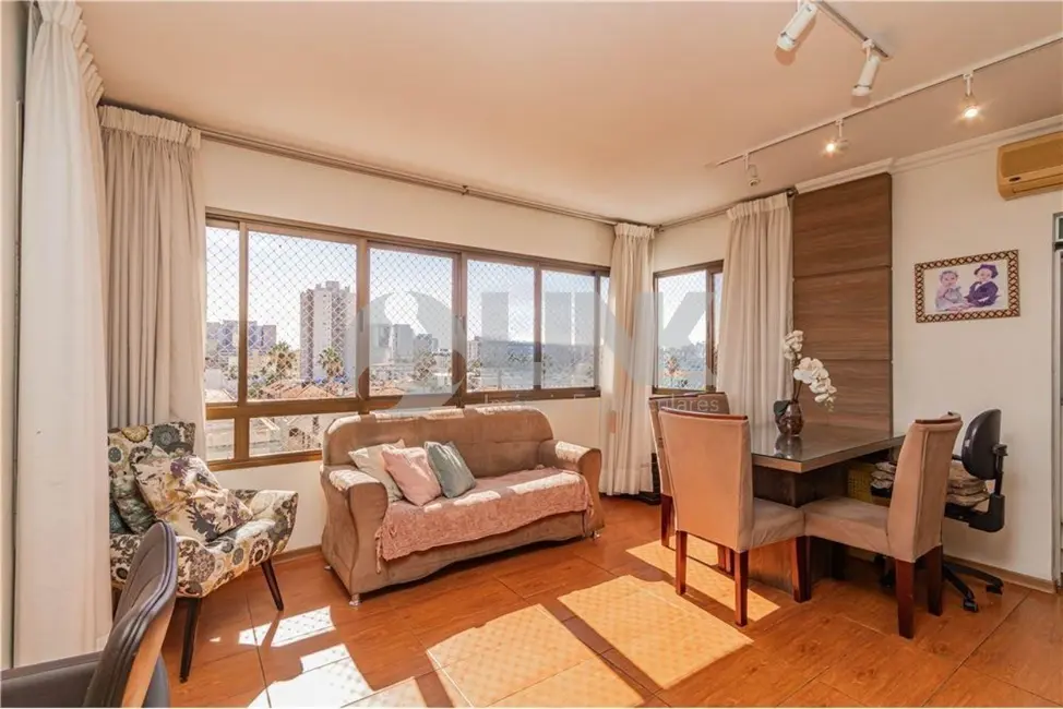 Apartamento com 2 quartos à venda, 73m2 em Menino Deus, Porto Alegre - RS - imagem 3 Foto 3 de Apartamento com 2 quartos à venda, 73m2 em Menino Deus, Porto Alegre - RS