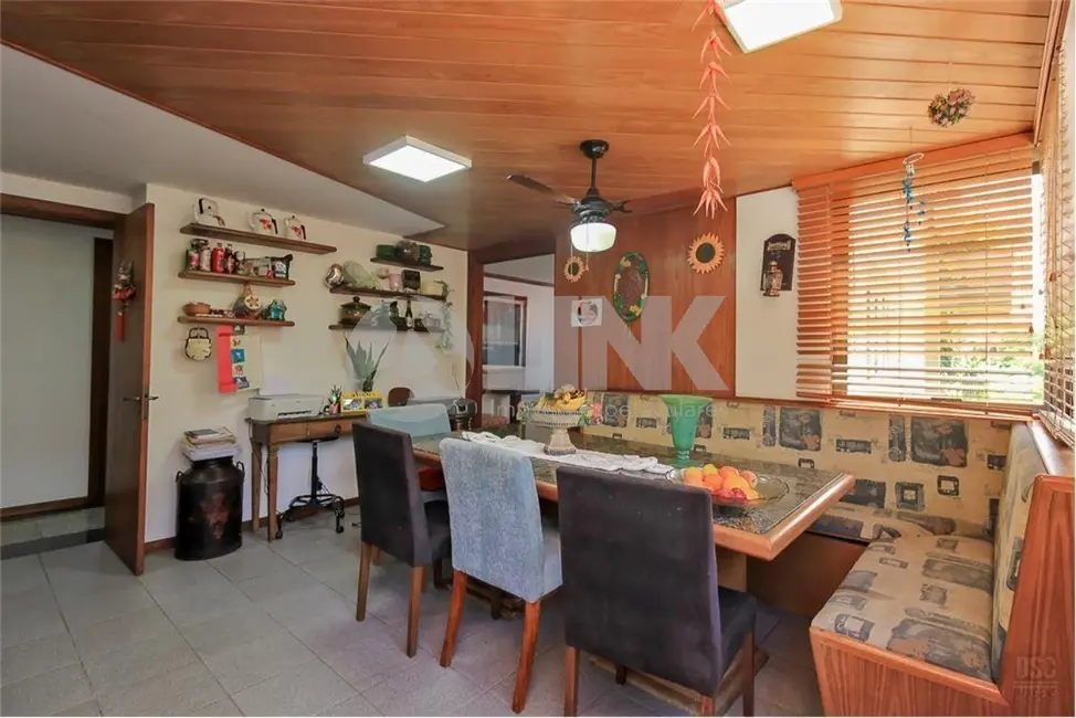 Foto 2 de Apartamento com 4 quartos à venda, 217m2 em Auxiliadora, Porto Alegre - RS