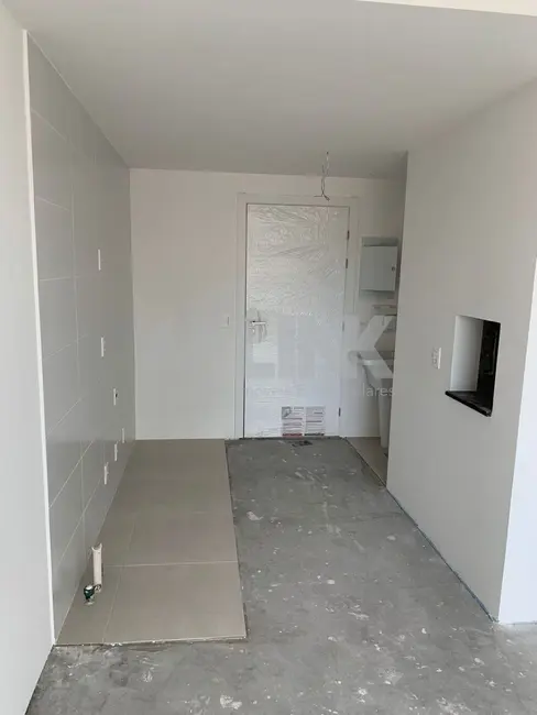 Apartamento com 1 quarto à venda, 41m2 em Azenha, Porto Alegre - RS - imagem 3 Foto 3 de Apartamento com 1 quarto à venda, 41m2 em Azenha, Porto Alegre - RS