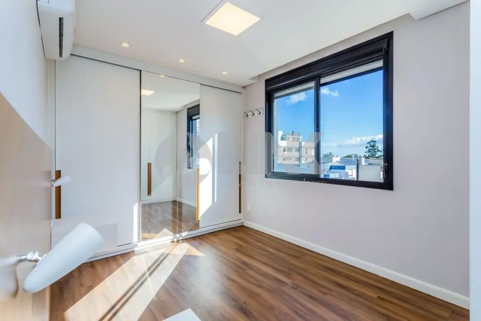 Apartamento com 2 quartos à venda, 64m2 em Petrópolis, Porto Alegre - RS - imagem 8 Foto 8 de Apartamento com 2 quartos à venda, 64m2 em Petrópolis, Porto Alegre - RS