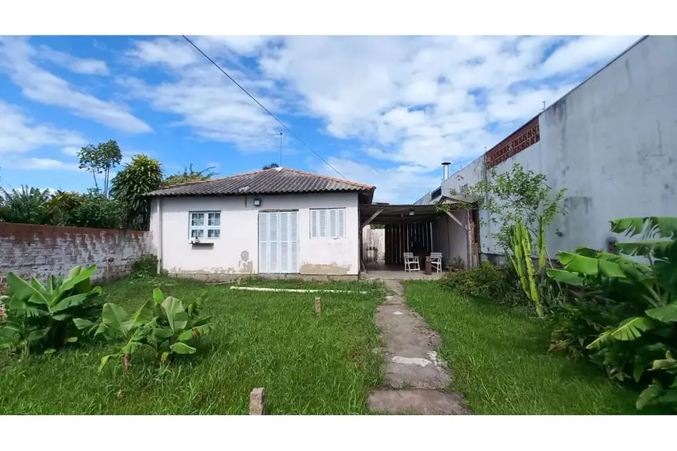 Foto 1 de Terreno / Lote à venda em Niterói, Canoas - RS