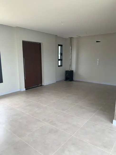 Casa de Condomínio com 3 quartos à venda, 137m2 em Petrópolis, Porto Alegre - RS - imagem 4 Foto 4 de Casa de Condomínio com 3 quartos à venda, 137m2 em Petrópolis, Porto Alegre - RS