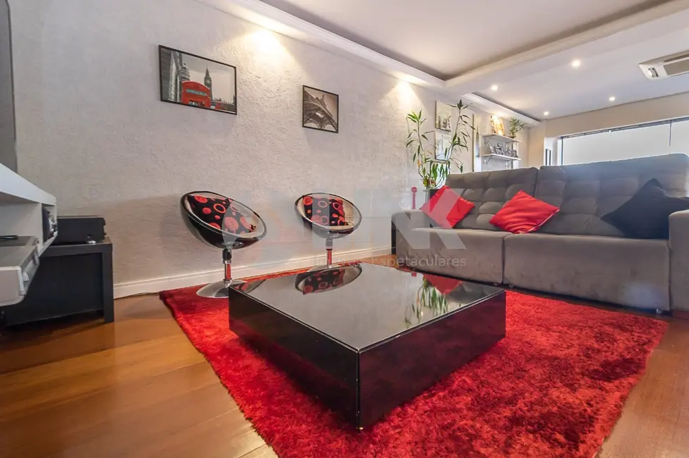 Casa com 4 quartos à venda, 243m2 em Três Figueiras, Porto Alegre - RS - imagem 4 Foto 4 de Casa com 4 quartos à venda, 243m2 em Três Figueiras, Porto Alegre - RS